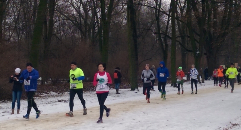 bieg noworoczny park skaryszewski zdjęcie