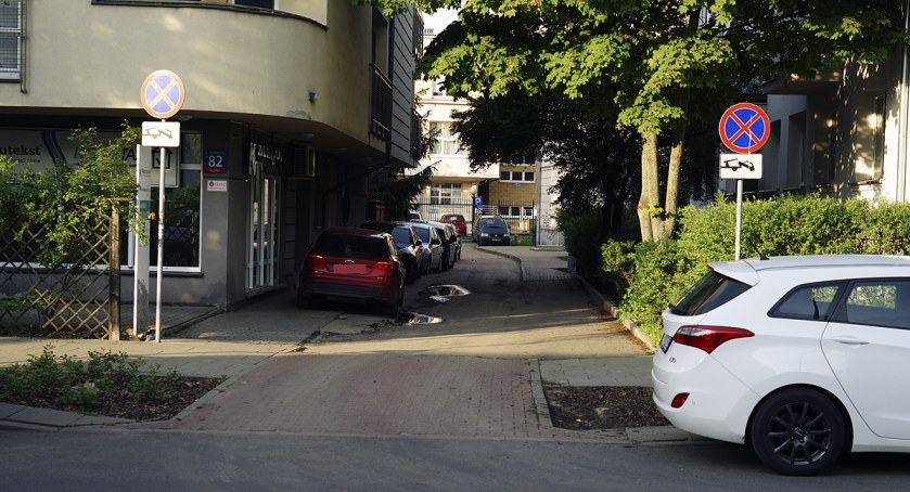 zdjęcie parking 