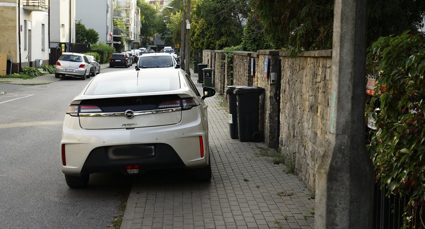 zdjęcie Parkowanie na Grochowie