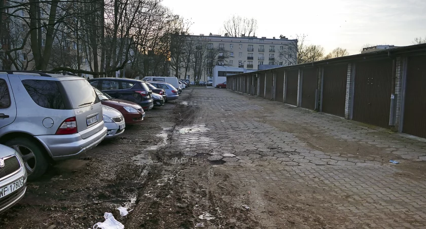 zdjęcie garaż 