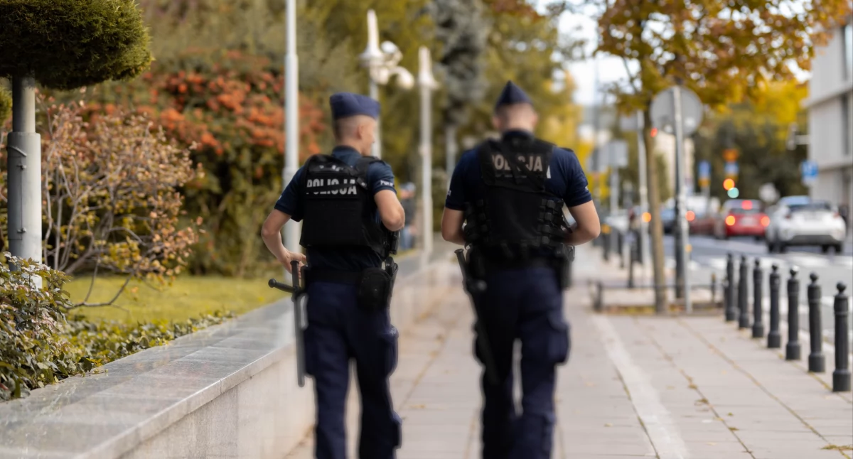 Działania służb, Policyjne Działania Wszystkich Świętych Bezpieczeństwo Spokój Drogach - zdjęcie, fotografia
