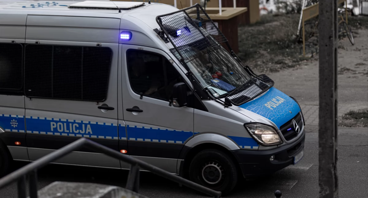 Działania służb, NIELETNI ZATRZYMANY KRADZIEŻ NARKOTYKI SZOKUJĄCE WYDARZENIE KTÓRE PORUSZYŁO SPOŁECZNOŚĆ - zdjęcie, fotografia
