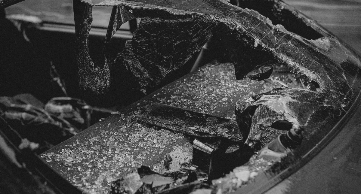 Działania służb, Wczorajsze utrudnienia ruchu powodu dwóch kolizji mostach Biegu WOŚP Pradze Południe - zdjęcie, fotografia