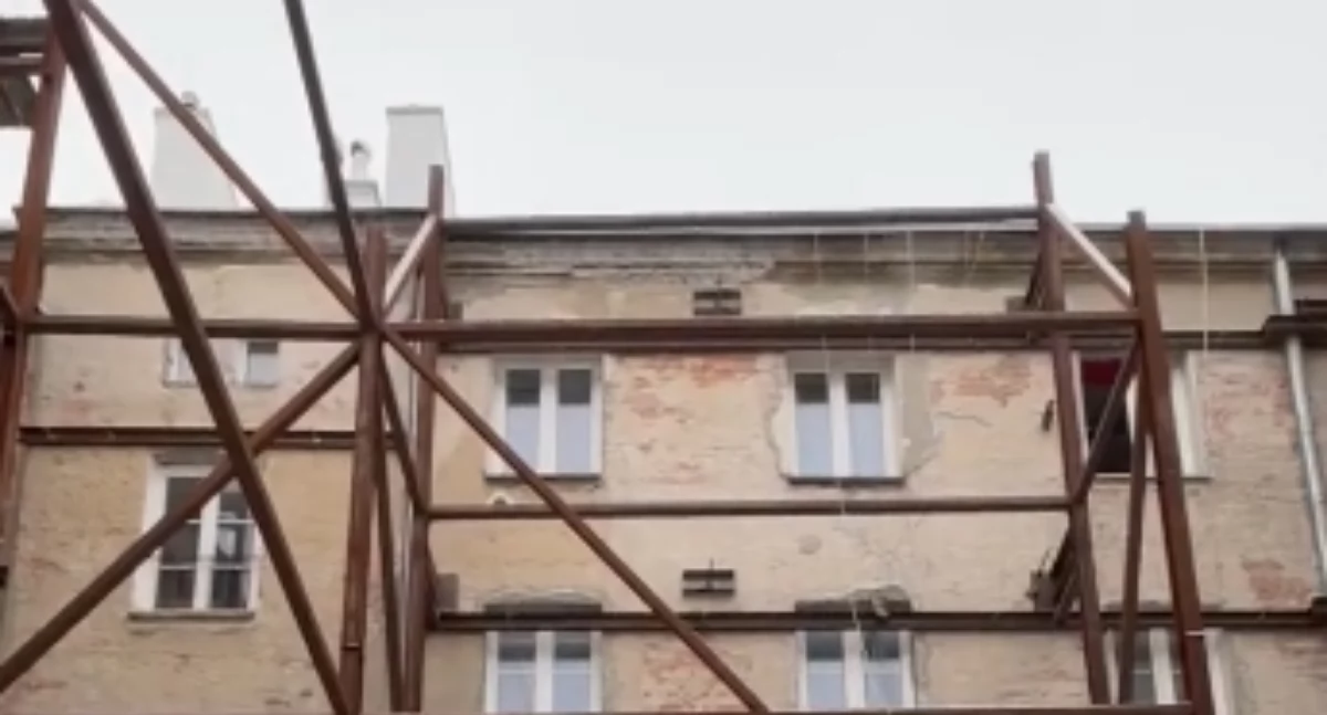 Ciekawe miejsca, Ambitna rewitalizacja dwóch kamienic Pradze Południe (ZDJĘCIA) - zdjęcie, fotografia