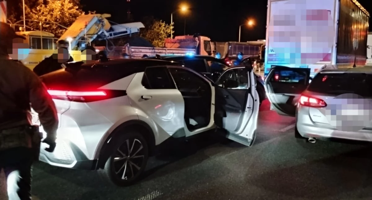 Działania służb, KOBRA znowu akcji! Toyota odzyskana - zdjęcie, fotografia