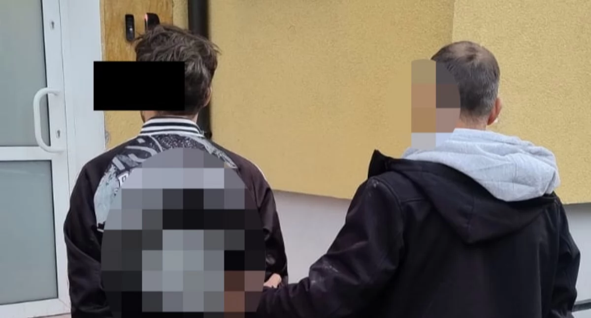 Działania służb, ZATRZYMANY TAKIE Interwencja mundurowych Pradze Południe! - zdjęcie, fotografia