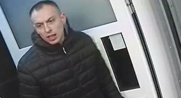 Zaginął Krzysztof Zacharczuk. Wysiadł z auta i nie wrócił [ZDJĘCIA]