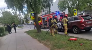 PRZERAŻAJĄCE KRZYK zwabiły mundurowych. Pożar na Pradze-Południe